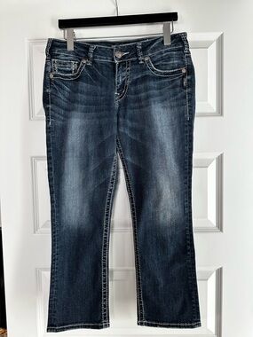 Silver Jeans Co. Suki Mid Capri in Grey